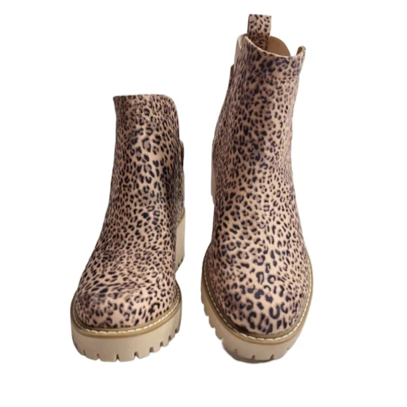 Dolce Vita Women's Leopard Print Slip On Ankle Boots 8.5 - Picture 3 of 13